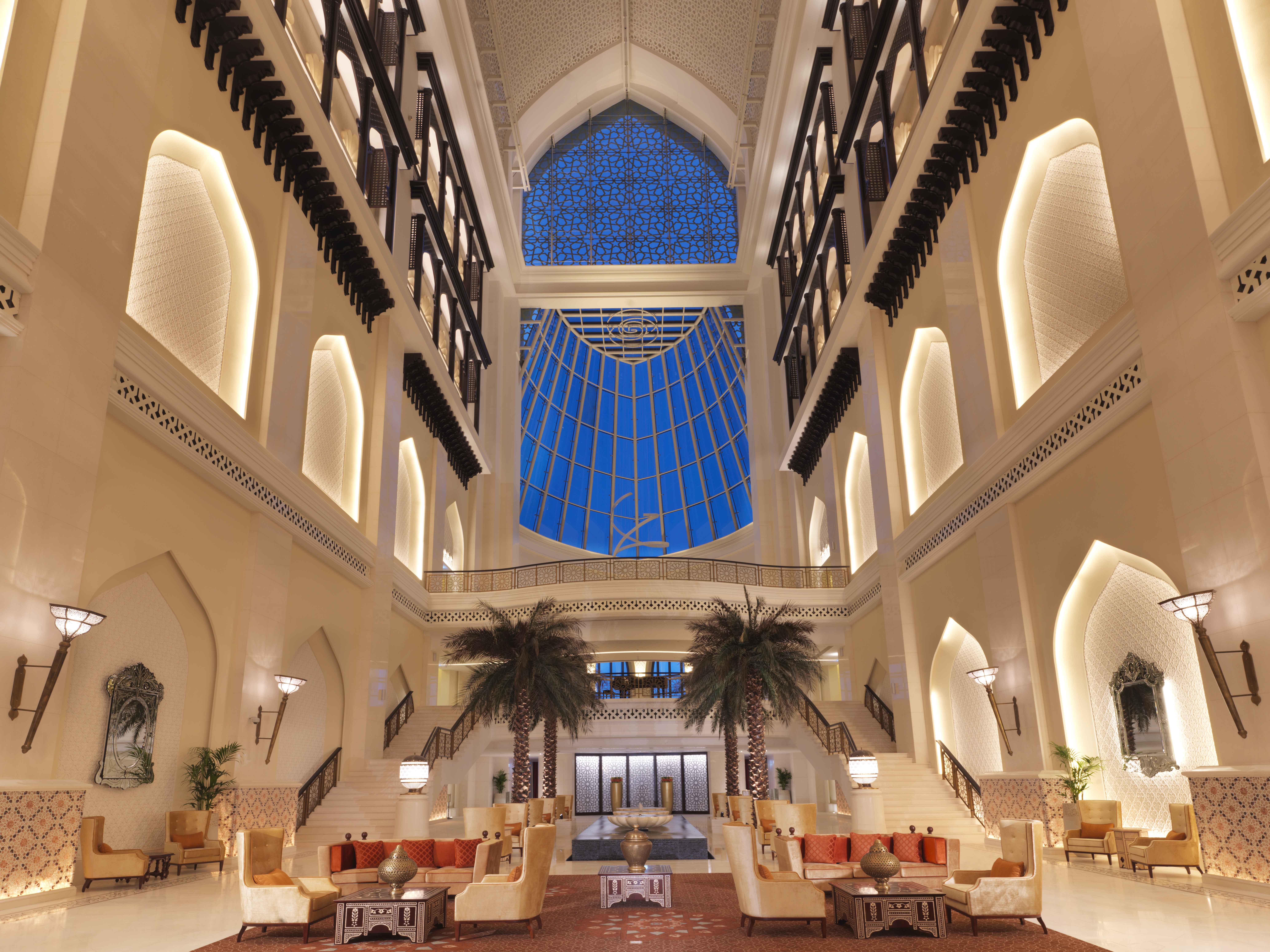 Bab Al Qasr Aparthotel 5*