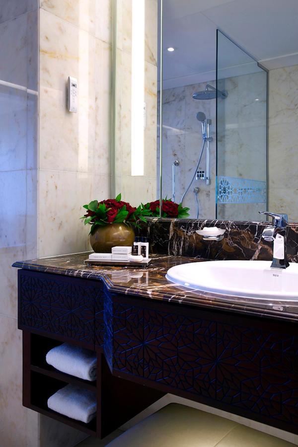 Bab Al Qasr 5*